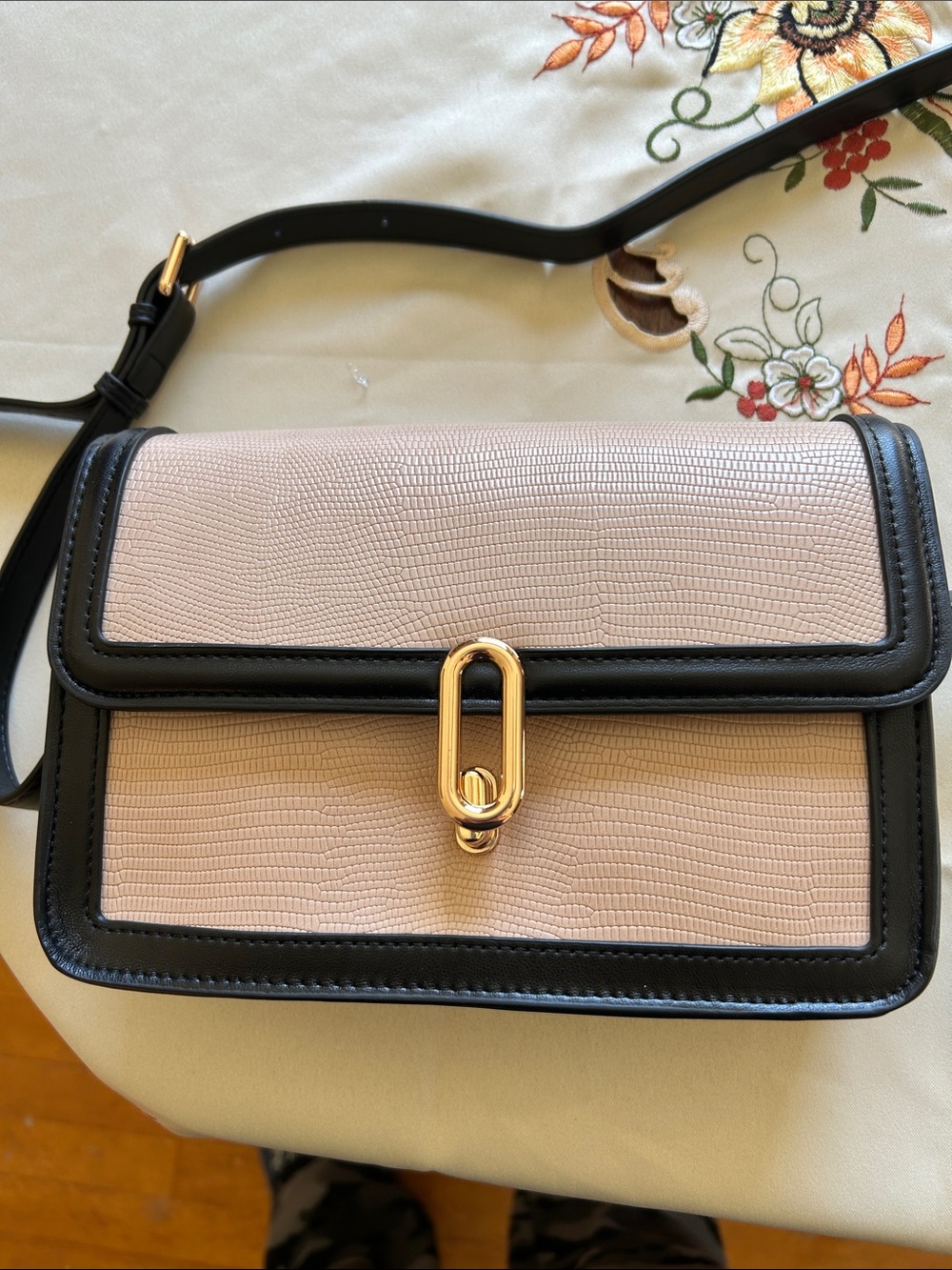 Never Used-Two-Tone Lizard-Texture Crossbody Bag in Tan and Black